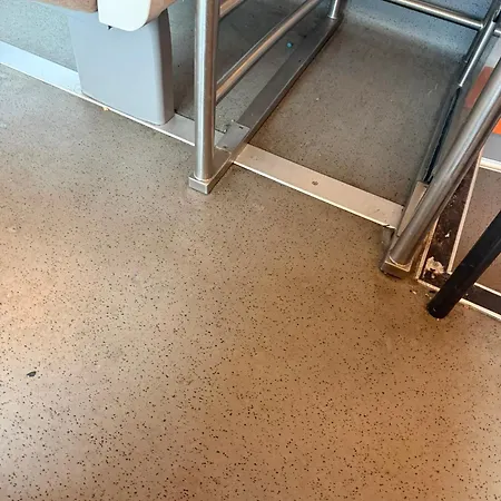 A 100 M De La Avec Stationnement Gratuit * Nice